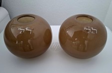 Henry Dean, 2 Vasen in