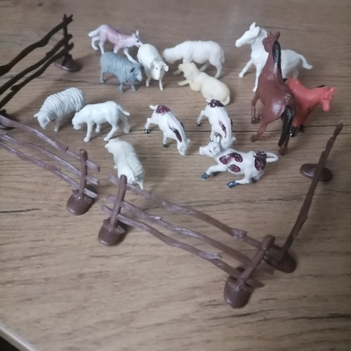 Spielzeug tiere plastik - spielzeug, tiere,
