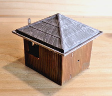 #a844 Gealtertes Gebäude -