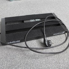 Pedaltrain Metro 16 SC + Cioks Sol (Pedalboard inkl. Netzteil und Softcase)