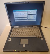 Fujitsu-Siemens LifeBook C Series 1020 Display 15,6"  Netbook  Lap Top  ( 1505 )