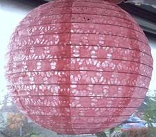 Lochmuster Lampenschirm  Rosa