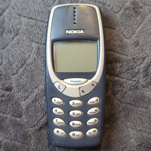 Nokia 3310 vintage - vintage-handy, candy