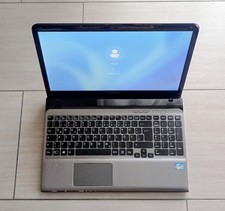 Sony VAIO SVE 15.5"    **