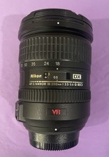 Nikon AF-S DX Nikkor 18-200mm