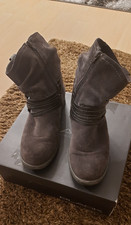 Black Wildleder/ Echtleder