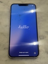 Apple iPhone 13 128GB Rosé mit gesprungenem Display