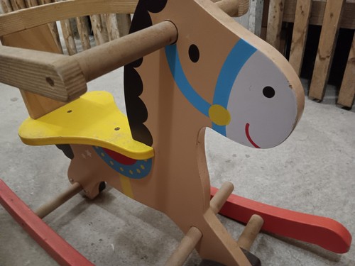 Holz schaukelpferd für - schaukelpferd, ein