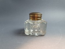 (K16) Schwerer Vintage Kristall Glas Tintenfass mit Messing Deckel 