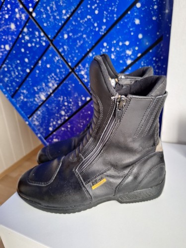 Motorradstiefel