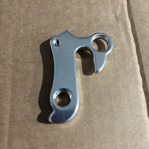Giant rear gear hanger - gear,