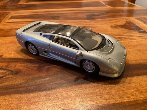 Modellauto jaguar xj220 von - jaguar,