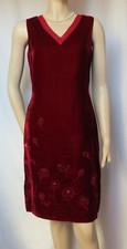 Laura Ashley Kleid 34