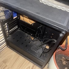 Sharkoon TG4 RGB ATX Midi