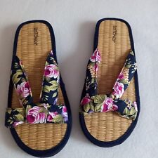 Sehr schöne neue Japan-Zimt Latschen für den Sommer/ Winter in der Größe 41/42