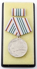 Jubiläumsmedaille 30 JAHRE NATIONALE VOLKSARMEE NVA mit Etui