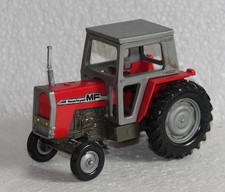 Britains Traktor MF Massey Ferguson 595