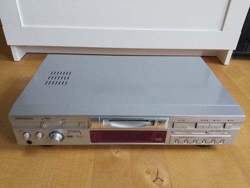 Universum 1096 minidisc - universum, md