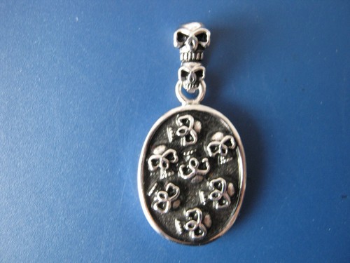 Kettenanhänger aus metall - kettenanhänger, (