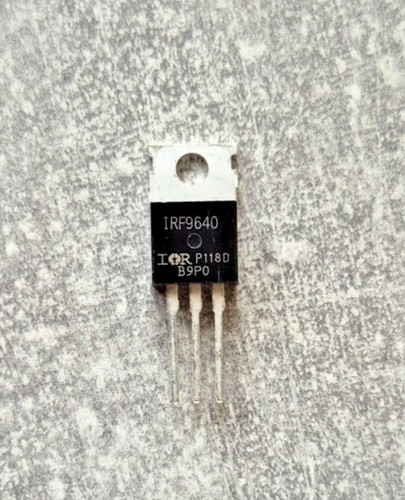 Stück irf9640 transistor - 2,
