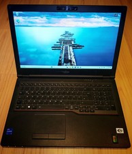 Fujitsu Lifebook E5511 I7-1165G7 16/512GB SSD Full HD Win 11 Pro 15,6"