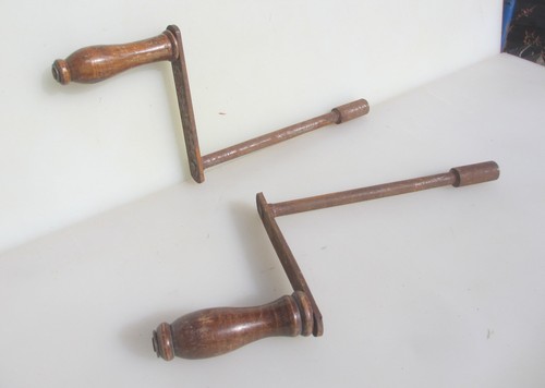 Antiker holzgriff aufwickler - antiker,