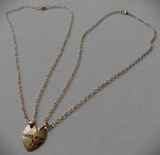 2 Ketten Puzzle Herz Anhänger "YOURS _ MINE" Partnerketten Liebe Herz Halskette 