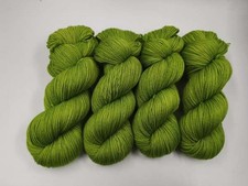 handgefärbtes Merino Eri