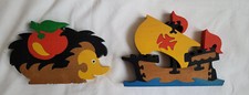 2 x Holz Deko Piratenschiff und Igel Deko zum Aufstellen 