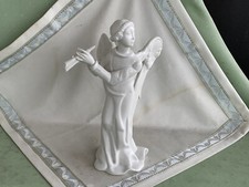 Schöne große KPM Berlin Figur als Engel, mit Schalmei, R. Schaumann