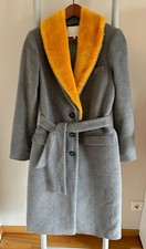 Klassischer Mantel in Grau von Lala Berlin Gr. S / 36 mit Kunstfell-Kragen