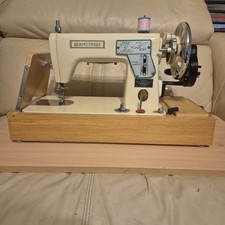 Vintage Nähmaschine der Marke