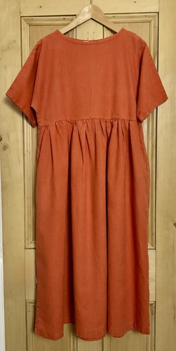 Love squalor orange - &,