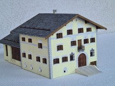 TOP Schweizer Haus 1:87