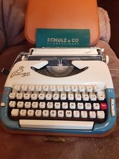 Antike Schreibmaschine Princess 300 in blau