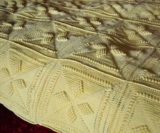 Häkeldecke Tagesdecke Afghan Handarbeit gehäkelte Decke Gelb Aran Einzelstück