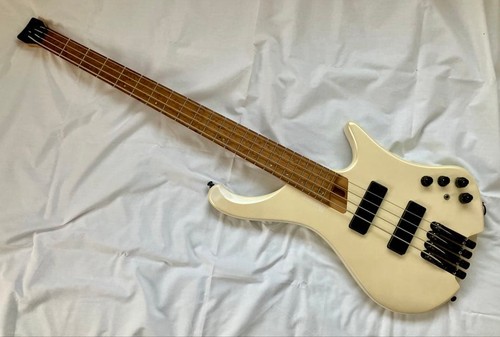 Ibanez ehb1000 pwm - ibanez, headless