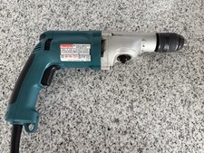 Makita HP2071J 1010W Schlagbohrer