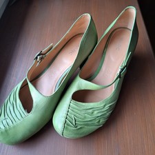 MARC Shoes Gr.41, Pumps 2x getragen / neuwertig, grün, echtes Leder