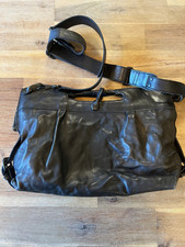 Aunts & Uncles Schulter