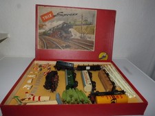 Trix Express - Spur H0 - Zugset 7/1022 mit reichlich Zubehör