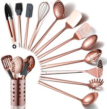 Set Küchenutensilien aus