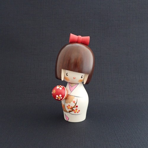 Kokeshi holzpuppe temari - kokeshi-holzpuppe, "temari"
