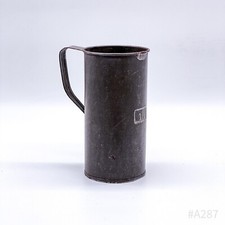 Antiker Messbecher, Henkelbecher aus Blech mit Prägung 1L | 9x18cm