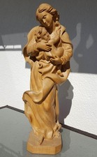 Handgeschnitzte holzfigur - handgeschnitzte,