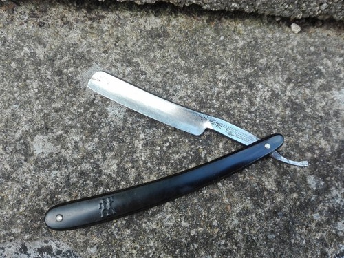 Rasiermesser zwilling a - j.,