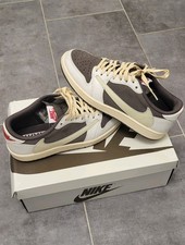NIKE Travis Scott Air Jordan 1