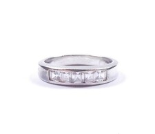 Halber Eternity Ring Kanal Set