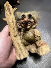 NyForm Troll - alter Troll am