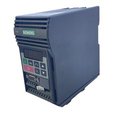 Siemens Frequenzumrichter Micromaster Vector 230V 6SE3211-5BA40 Industrie